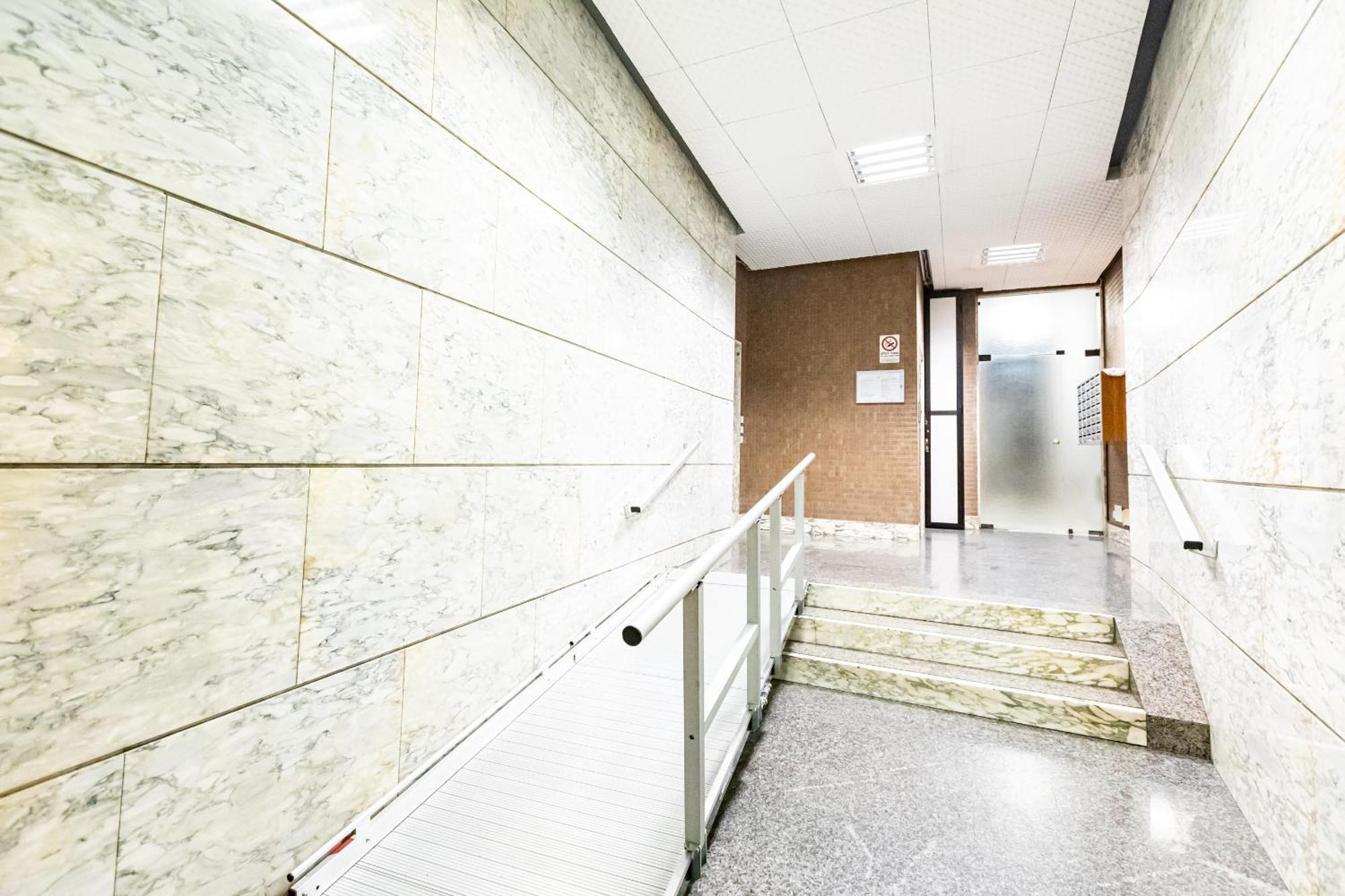 Piazza Gramsci Amazing Apartment With Balcony - Top Collection มิลาน ภายนอก รูปภาพ