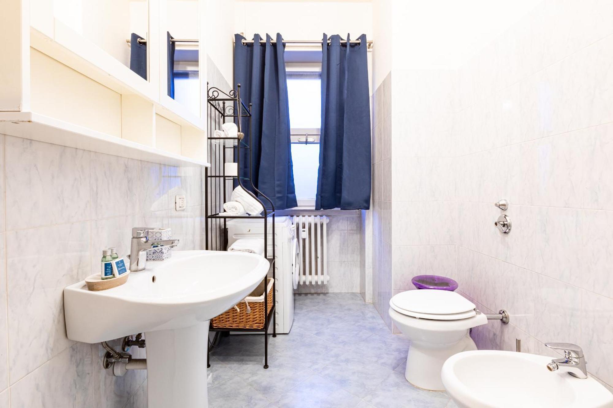 Piazza Gramsci Amazing Apartment With Balcony - Top Collection มิลาน ภายนอก รูปภาพ